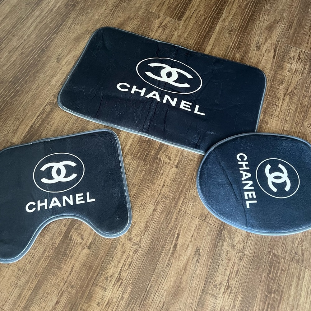 Chanel Style Bathroom Set